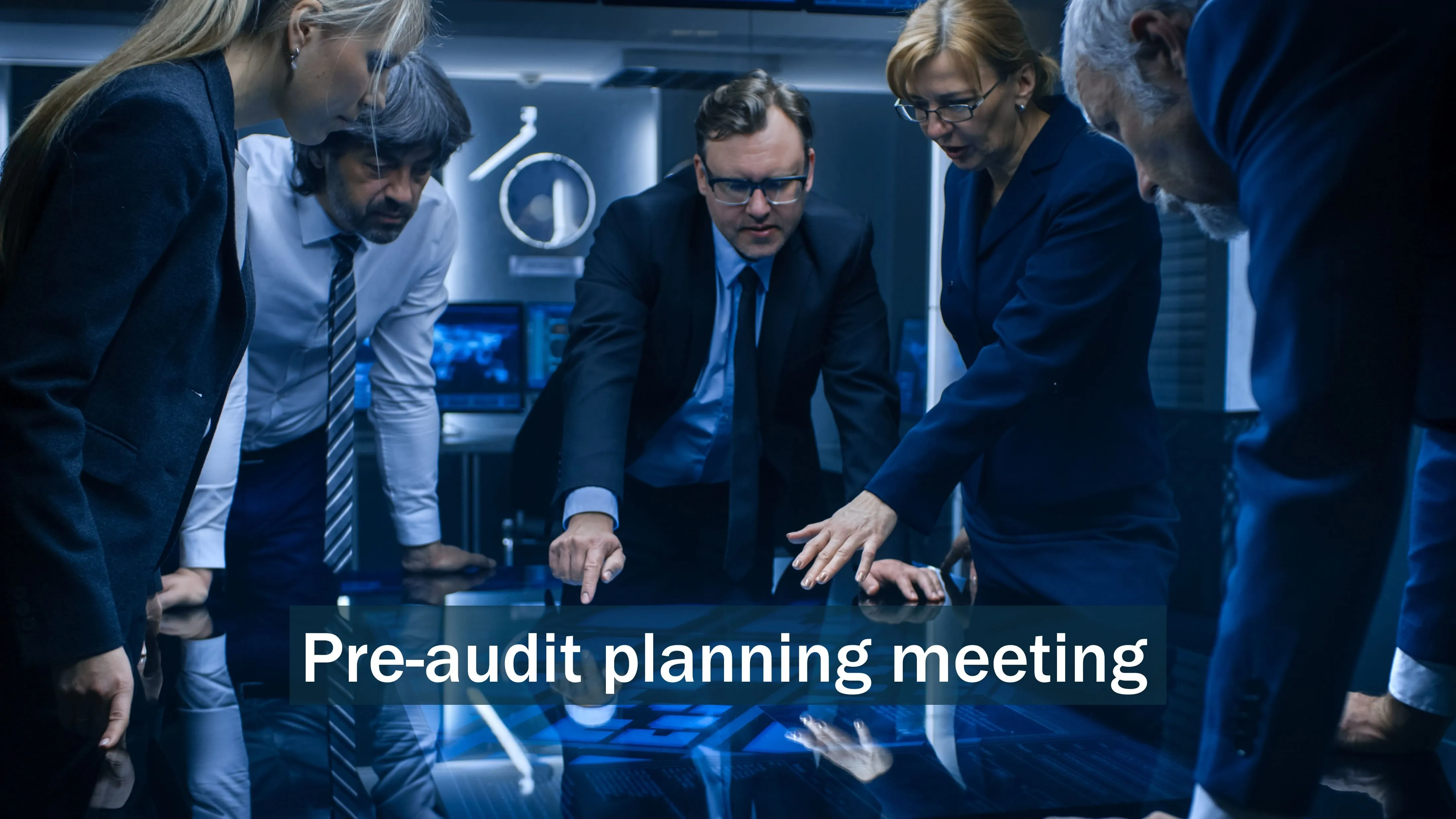 Audit scenario with business documents